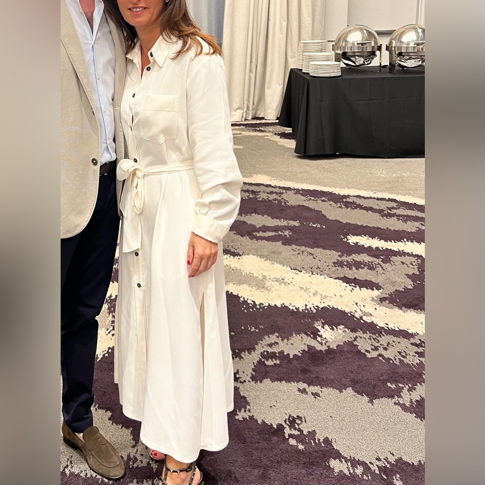 White Midi Dress with Crisp Look and Textured Fabric